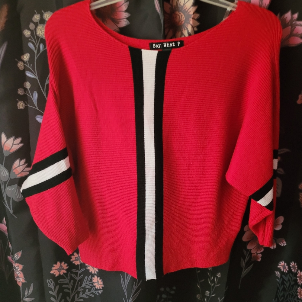 Tops - Picture 5 of 16